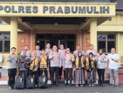 5 warga Prabumulih umroh secara gratis oleh kalpoda Sumsel dan Kapolres Prabumulih,