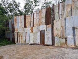 Wow Viral sebuah Gudang BBM ilegal di kabupaten muara Enim kecamatan Gelumbang yang masih beroperasi bebas